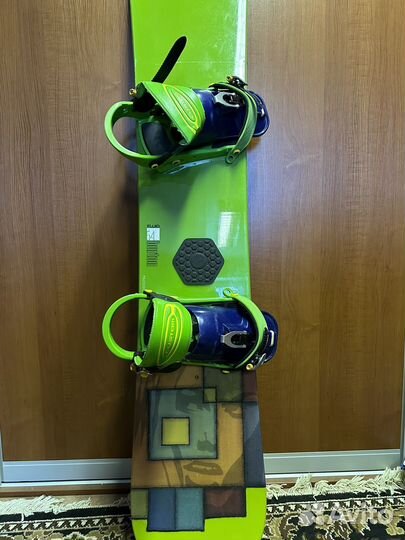 Сноуборд, крепы и ботинки Burton
