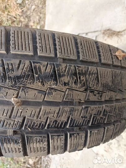 Kapsen SnowShoes AW33 205/55 R16