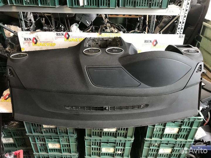 Панель передняя салона (торпедо) Ford Focus 2 поко