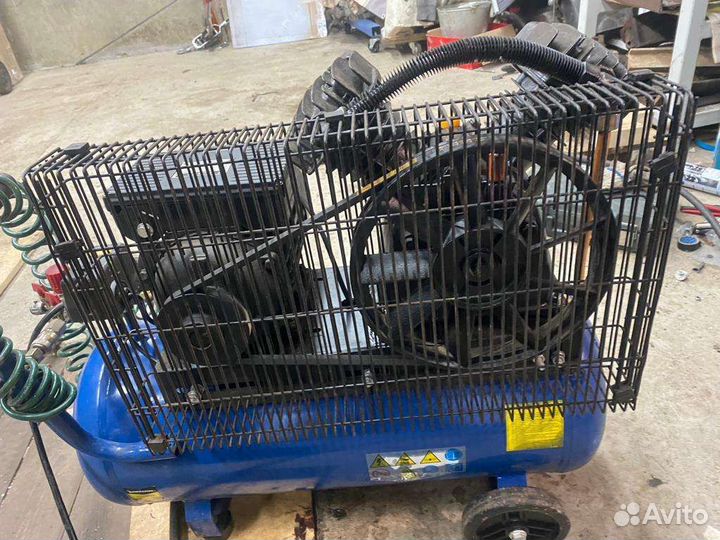 Воздушный компресор