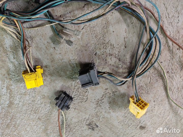 20590374 Проводка двери правой Volvo FH, Volvo FM