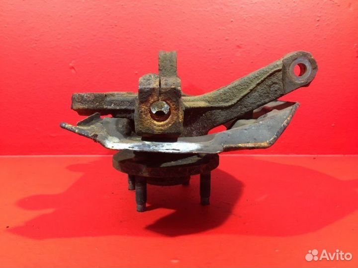 Кулак передний правый Chevrolet Aveo T300 A12XER