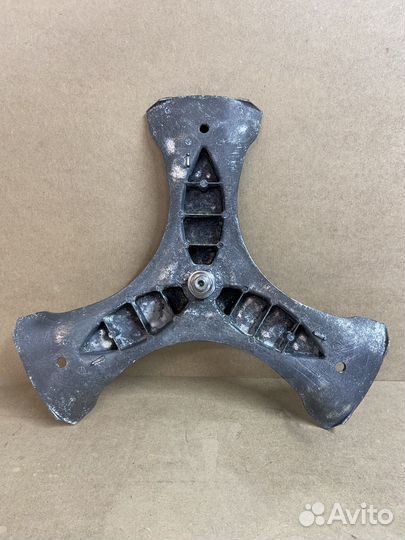 Крестовина от стиральной машины Bosch Logixx 7