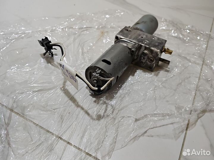 Привод багажника Cadillac srx 2012гв