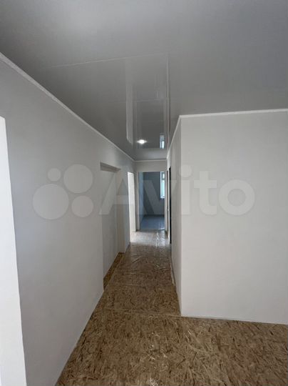 2-к. квартира, 61 м², 1/4 эт.