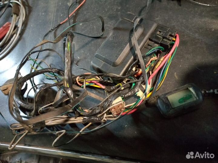 Сигнализация с автозапуском Tomahawk TW-9030