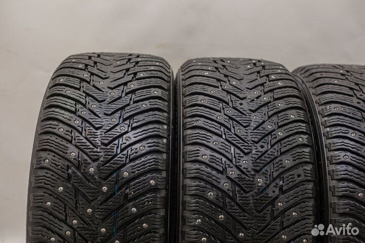 Nokian Tyres Hakkapeliitta 8 235/55 R17 103T