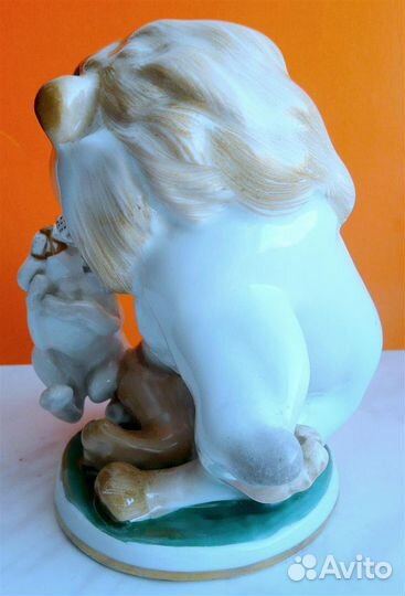 Фарфоровая Статуэтка лфз СССР Лев и заяц 14 см В/С