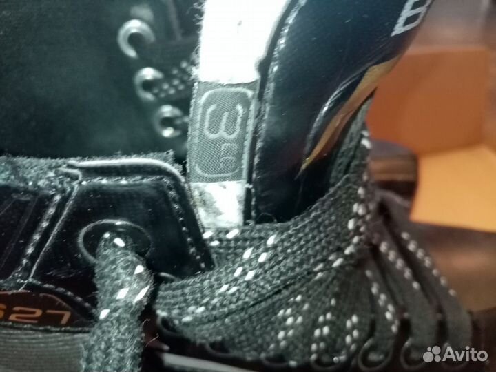 Вратарские коньки bauer Supreme S27, 3EE, бу