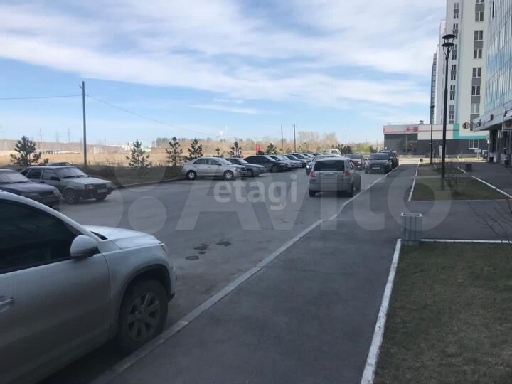 Продам торговое помещение, 102.7 м²