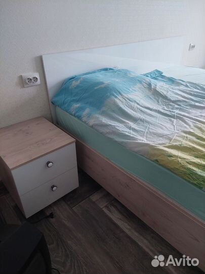 Спальный гарнитур