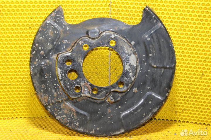 Пыльник тормозного диска задний Nissan Teana J32