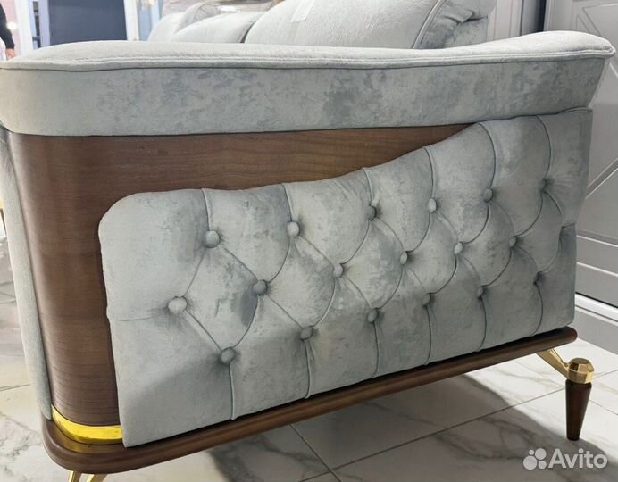 Диван с креслами