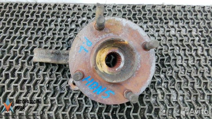 Ступица передняя левая Nissan Almera N16 рест