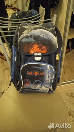 Рюкзак школьный каркасный