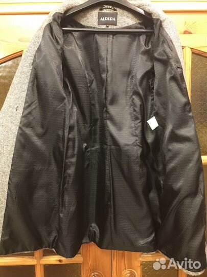 Пальто женское демисезонное размер 46