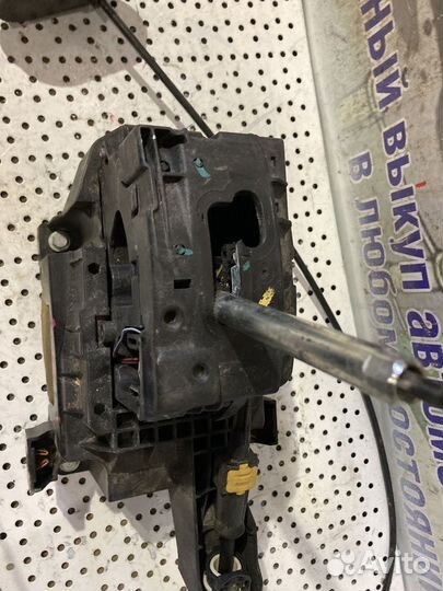 Селектор АКПП салонный Opel Astra