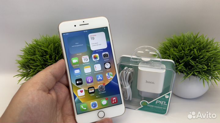 iPhone 8 Plus, 64 ГБ