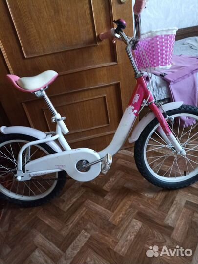 Велосипед детский Royal Baby 18