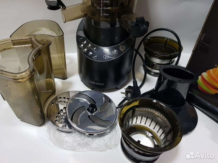 Соковыжималка электрическая Mirandi J-100