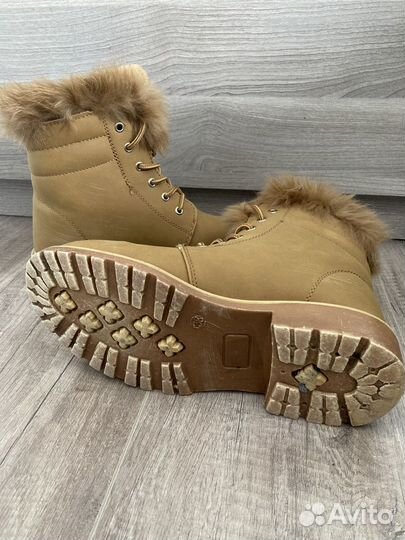 Ботинки женские 38 размера