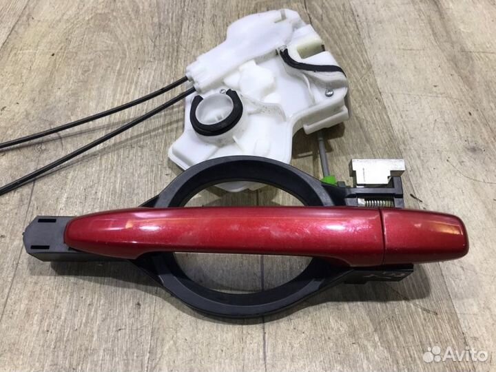 Замок двери задний левый Mitsubishi Asx 1 2010