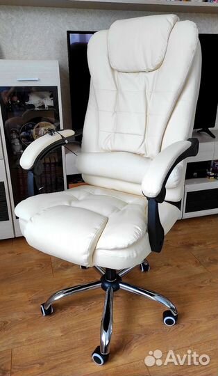 Офисное компьютерное кресло кожа