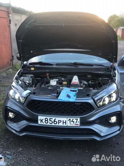 Фары на весту