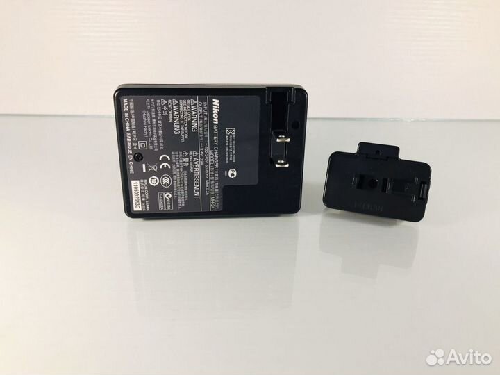 Зарядное устройство Nikon MH-24 оригинал