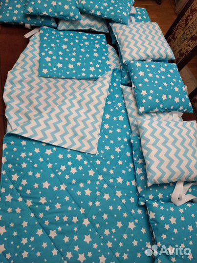 Комплект в детскую кроватку