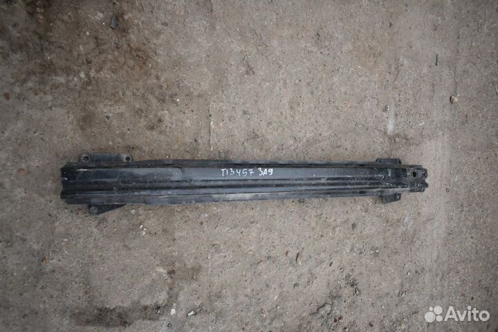 Усилитель бампера задний Volkswagen Passat B6 2005