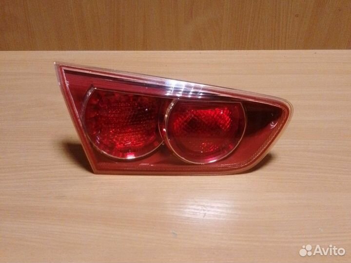 Фонарь В Крышку Багажника Mitsubishi Lancer 10