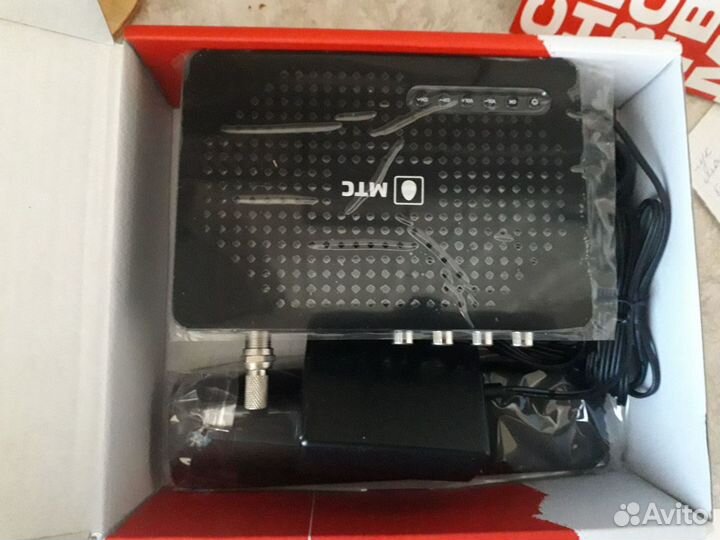 Спутниковая тв приставка и тарелка МТС новая