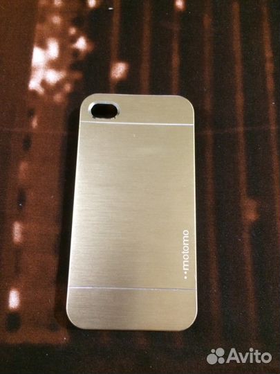 Продаю бампер для iPhone 4s новый