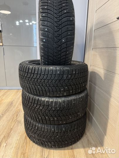 Michelin Latitude X-Ice North 3 235/45 R17