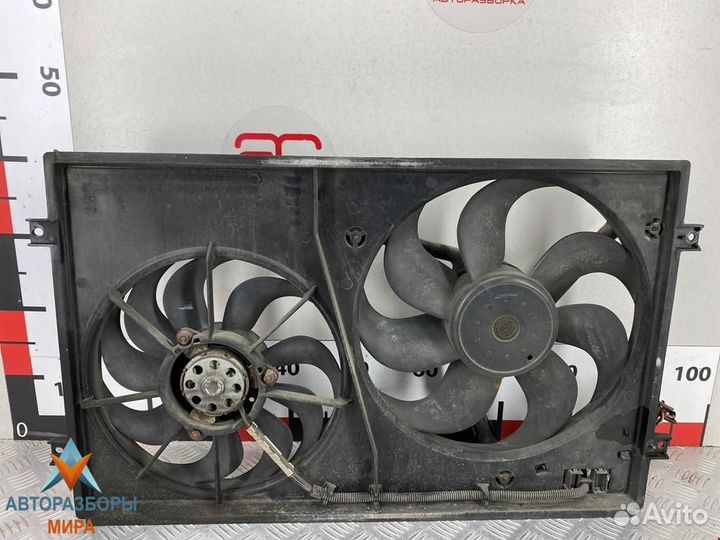 Вентилятор радиатора Volkswagen Golf 3 2000