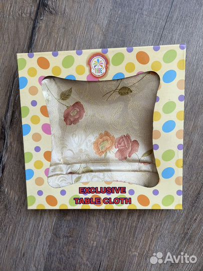 Скатерть «Розы в золоте» 160*220