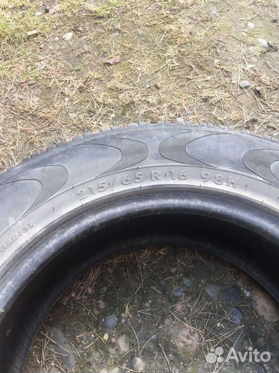 Bridgestone Dueler A/T 215/65 R16