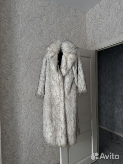Искусственная шуба белая