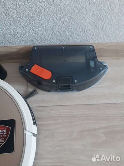 Робот пылесос polaris pvcr 1226