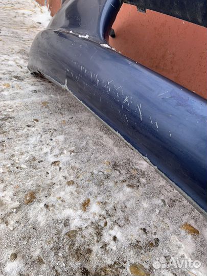 Бампер передний Toyota vitz