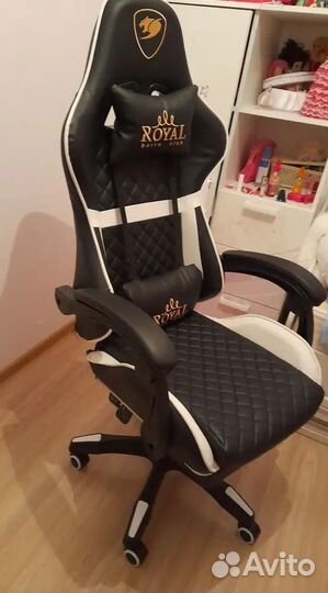 Компьютерное игровое кресло геймерское с массажем