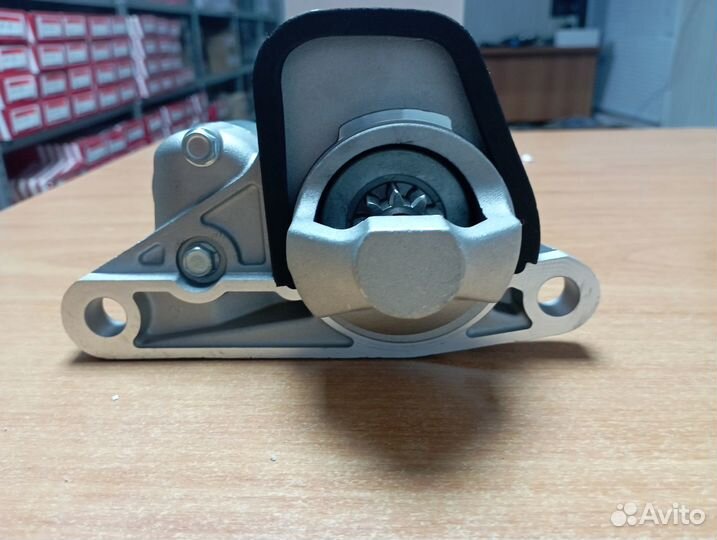 Стартер Nissan Qashqai /X-Trail /Tiida 10T MR20DE