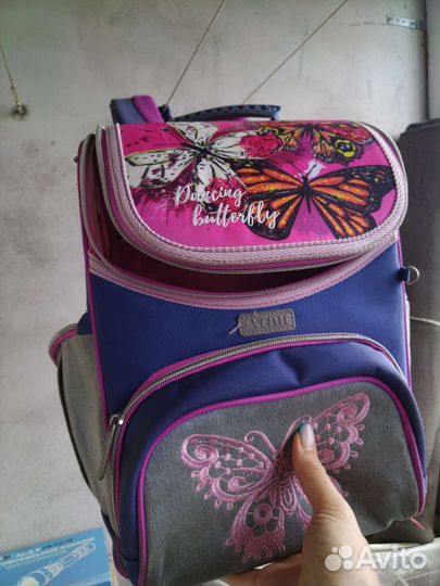 Рюкзак школьный для девочки 1-4 класс