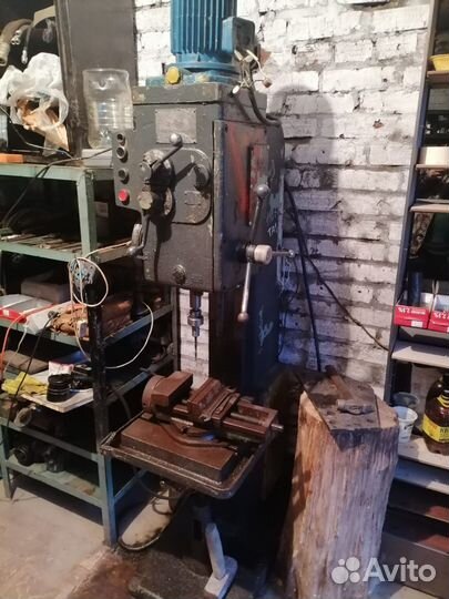 Сверлильный станок