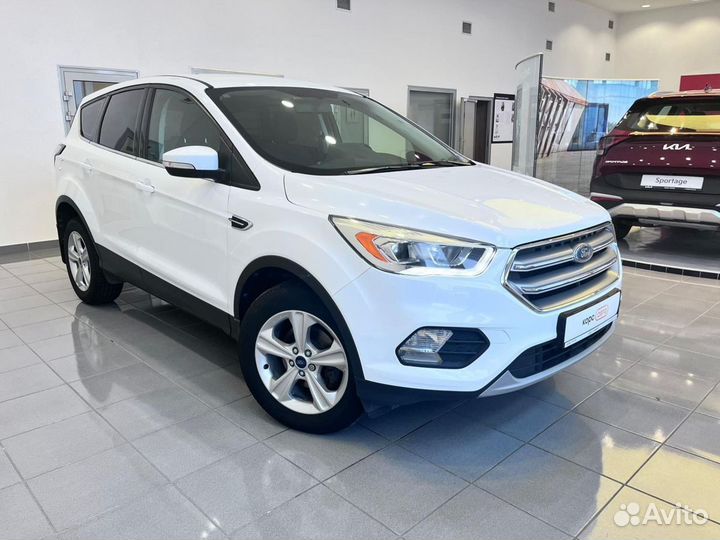 Ford Kuga 2.5 AT, 2017, 145 475 км
