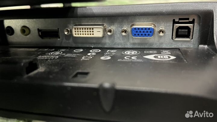 Монитор hp compaq la 2206xc