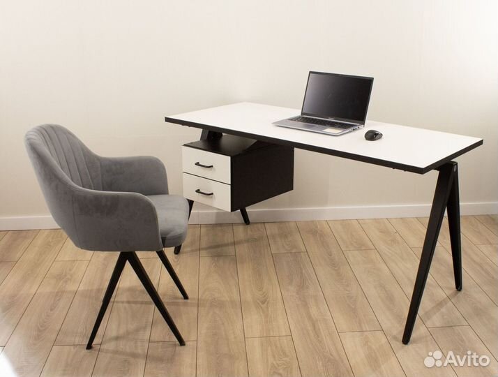 Стол для офиса