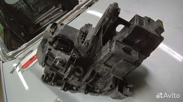 Фольксваген поло фара