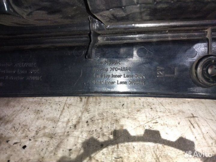 Фонарь задний левый Toyota Passo KGC10 1krfe 2009